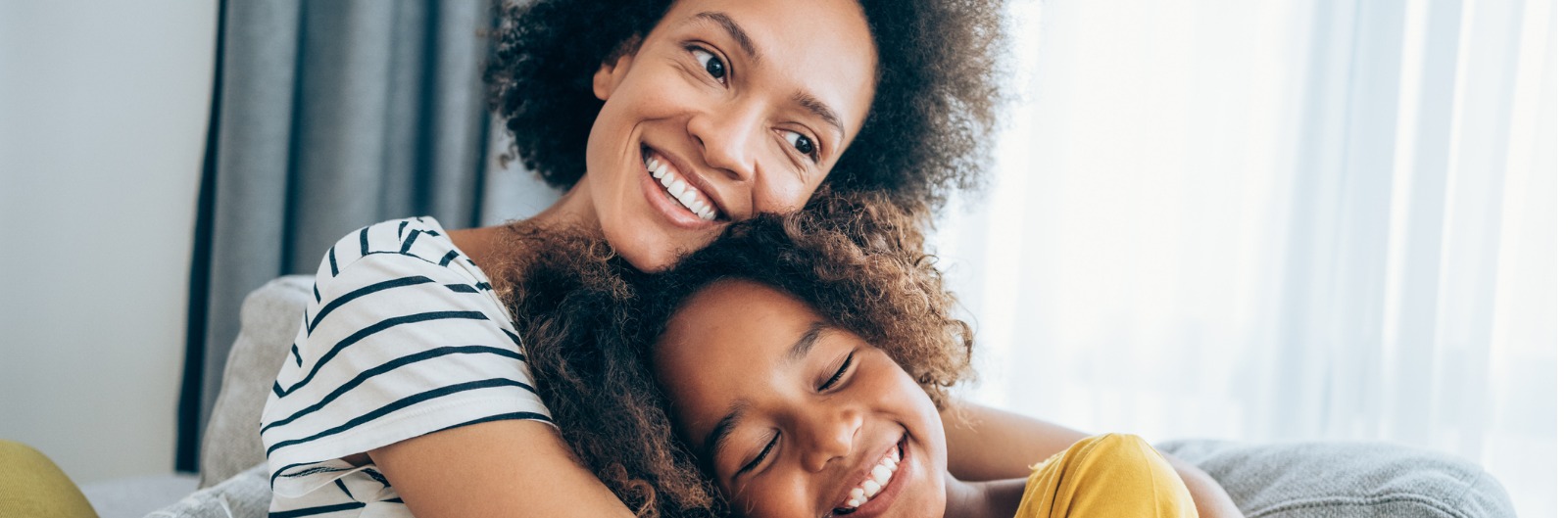 mother-and-little-daughter-at-home-picture-id1600x529.jpg