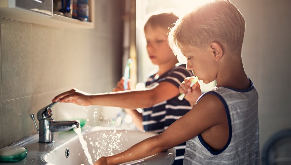 little-brothers-brushing-teeth-picture-1200x683.jpg