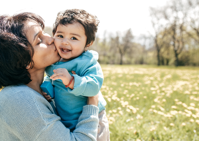 woman-and-baby-mobile-767x544.png