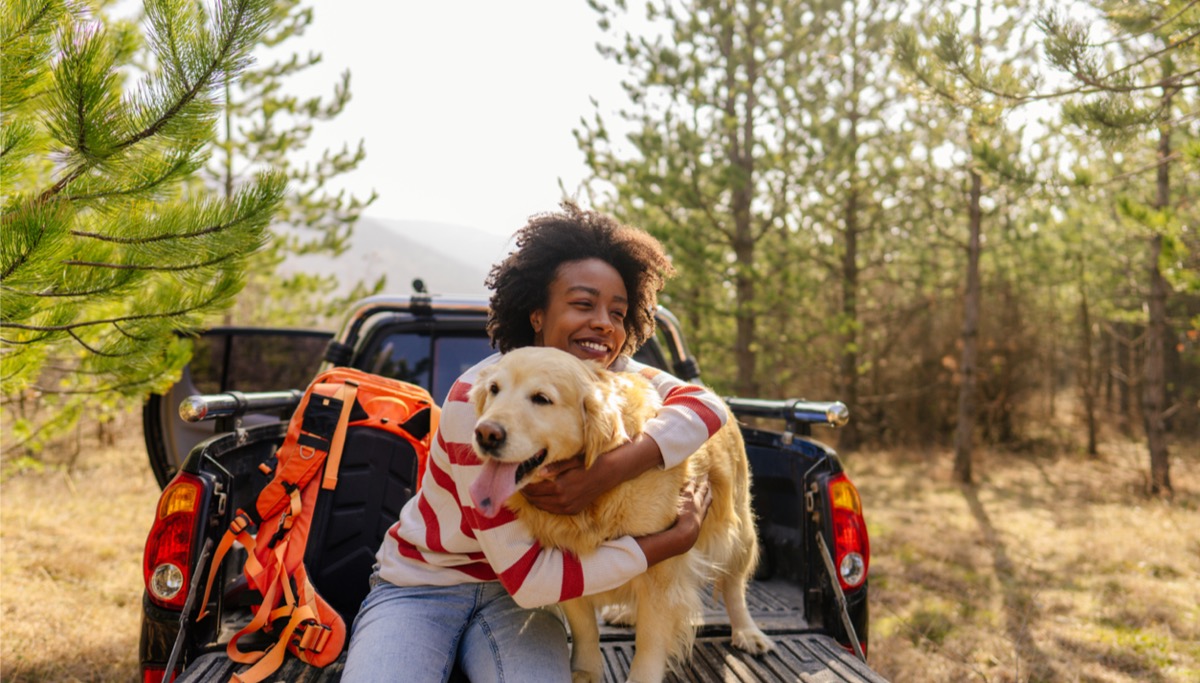 young-woman-on-a-road-trip-with-her-best-friend-picture-1200x683.jpg