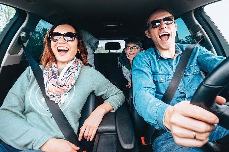 family-in-car-800x533.jpg